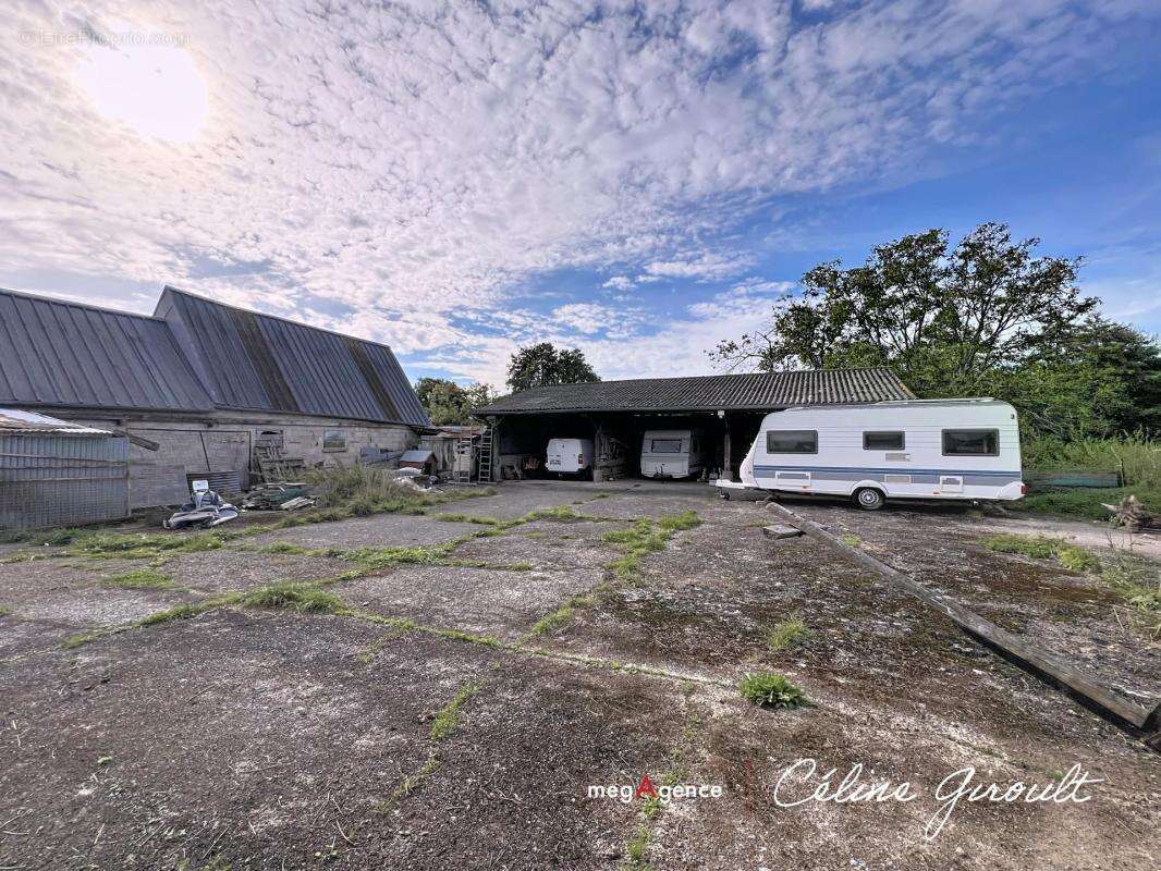 Maison à SAINT-JEAN-DE-LA-HAIZE
