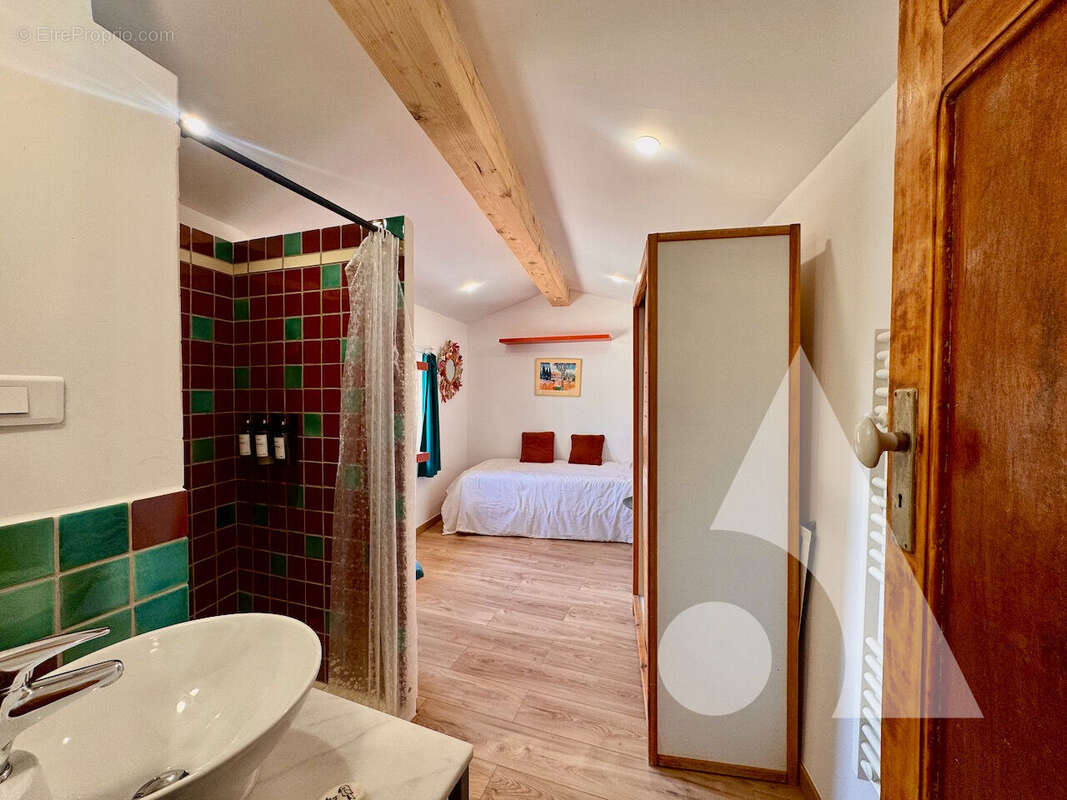 Maison à VILLECROZE