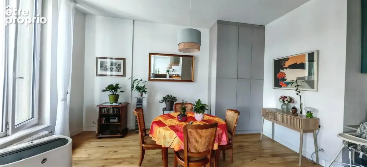 Appartement traversant T4 avec cave et garage - photo 3