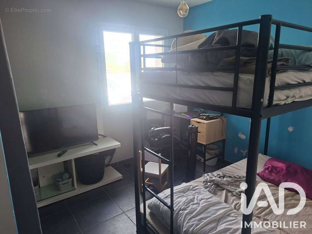 Maison 98 m² à Peaugres  - photo 8