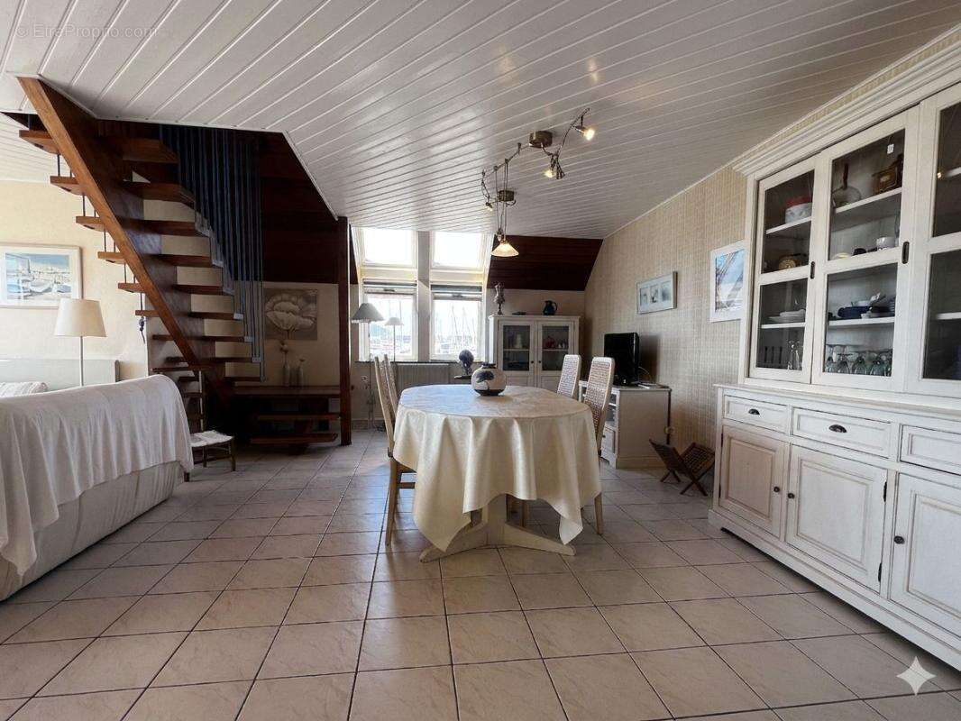 Appartement à ARZON