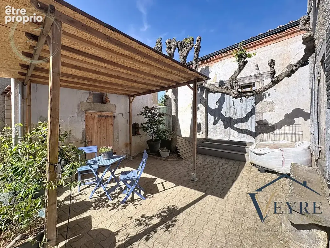 Maison 4 pièces 96 m² à vendre à Saint-Georges-Sur-Allier (63800) - photo 3