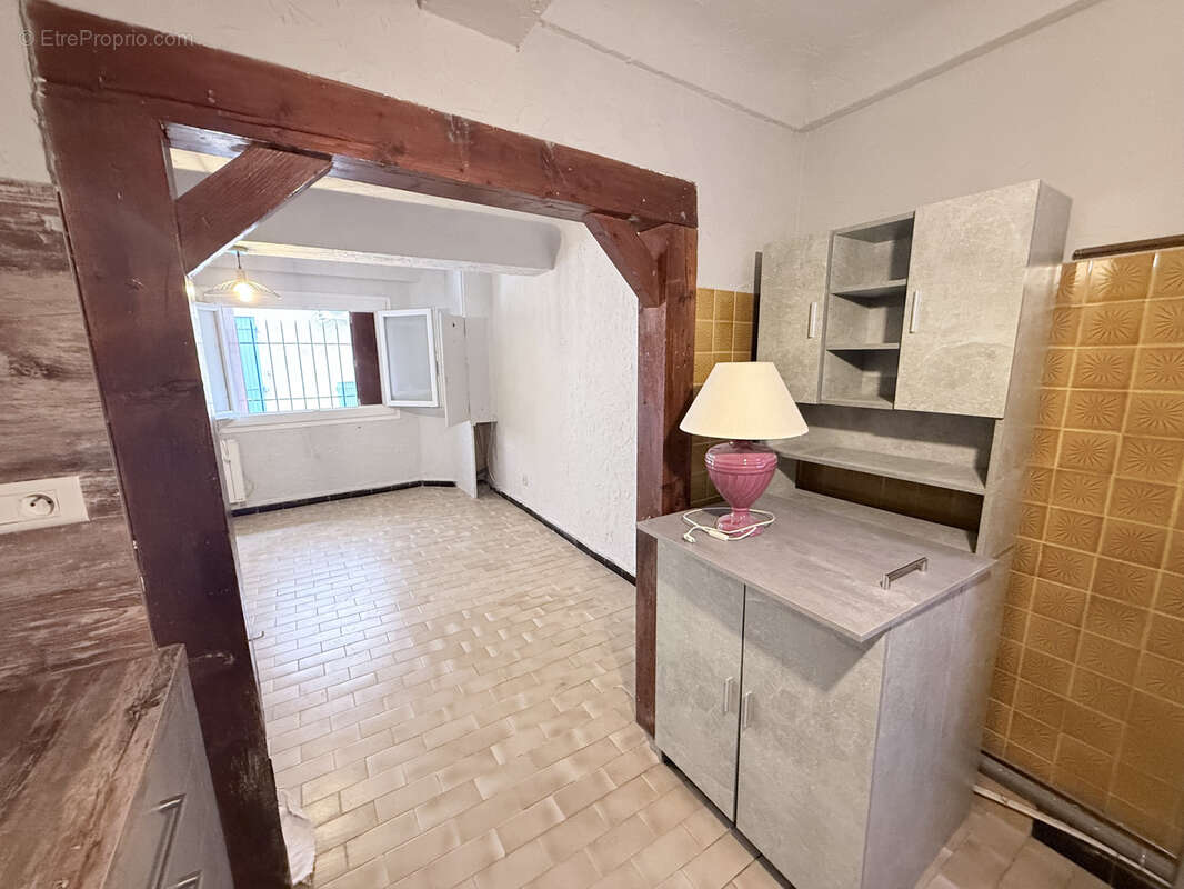 Maison à FLASSANS-SUR-ISSOLE