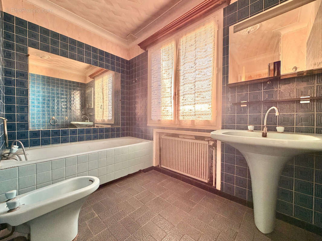 Maison à COLOMBELLES