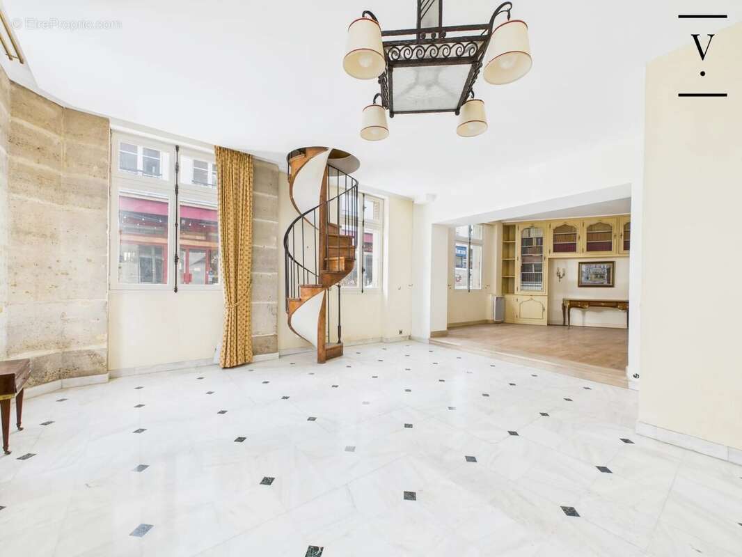 Commerce à PARIS-3E