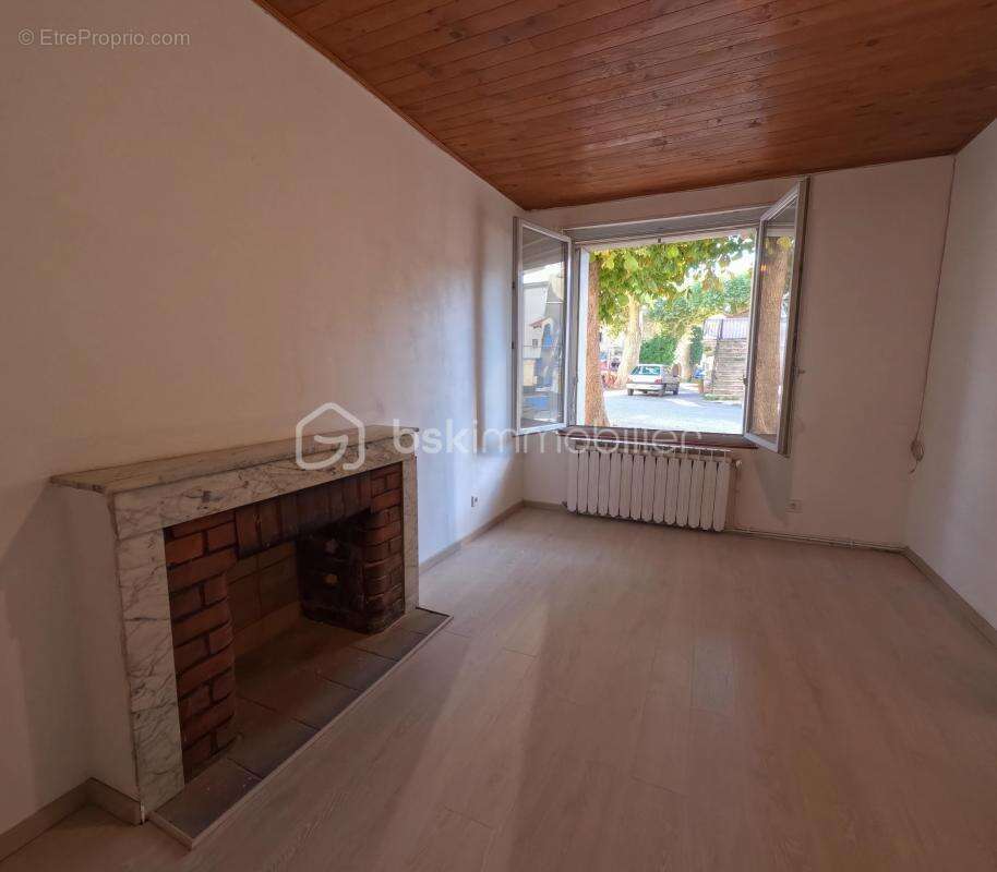 Maison à SAINT-REMEZE