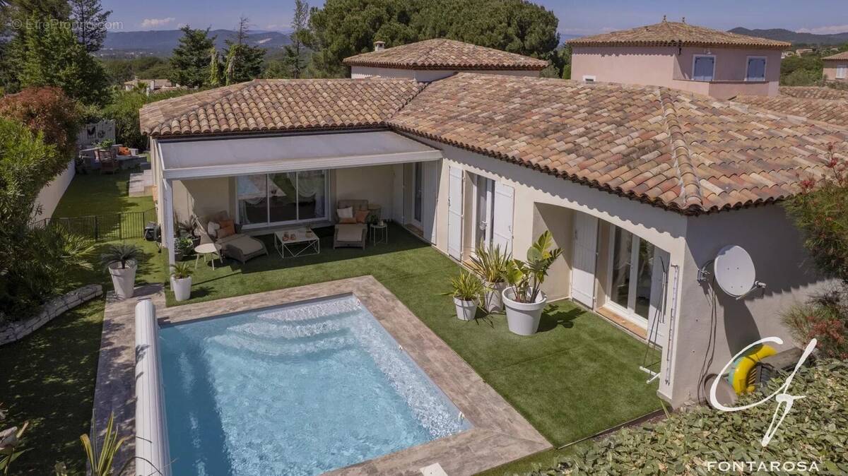 Maison à FREJUS