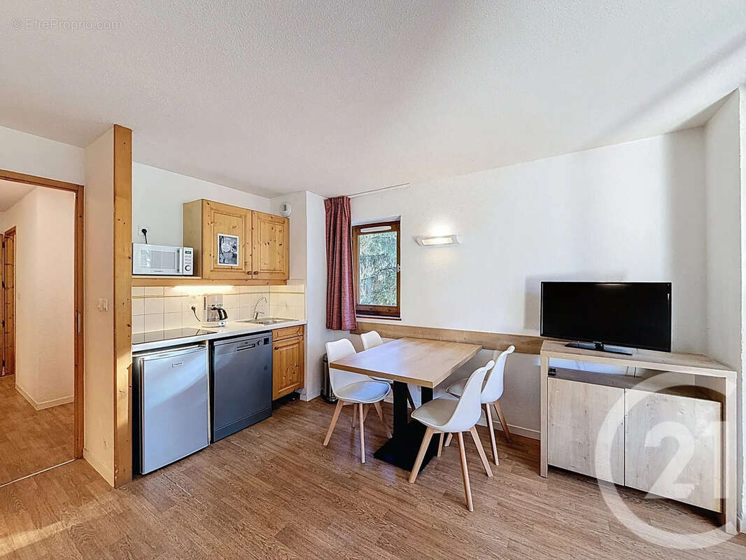Appartement à MORILLON