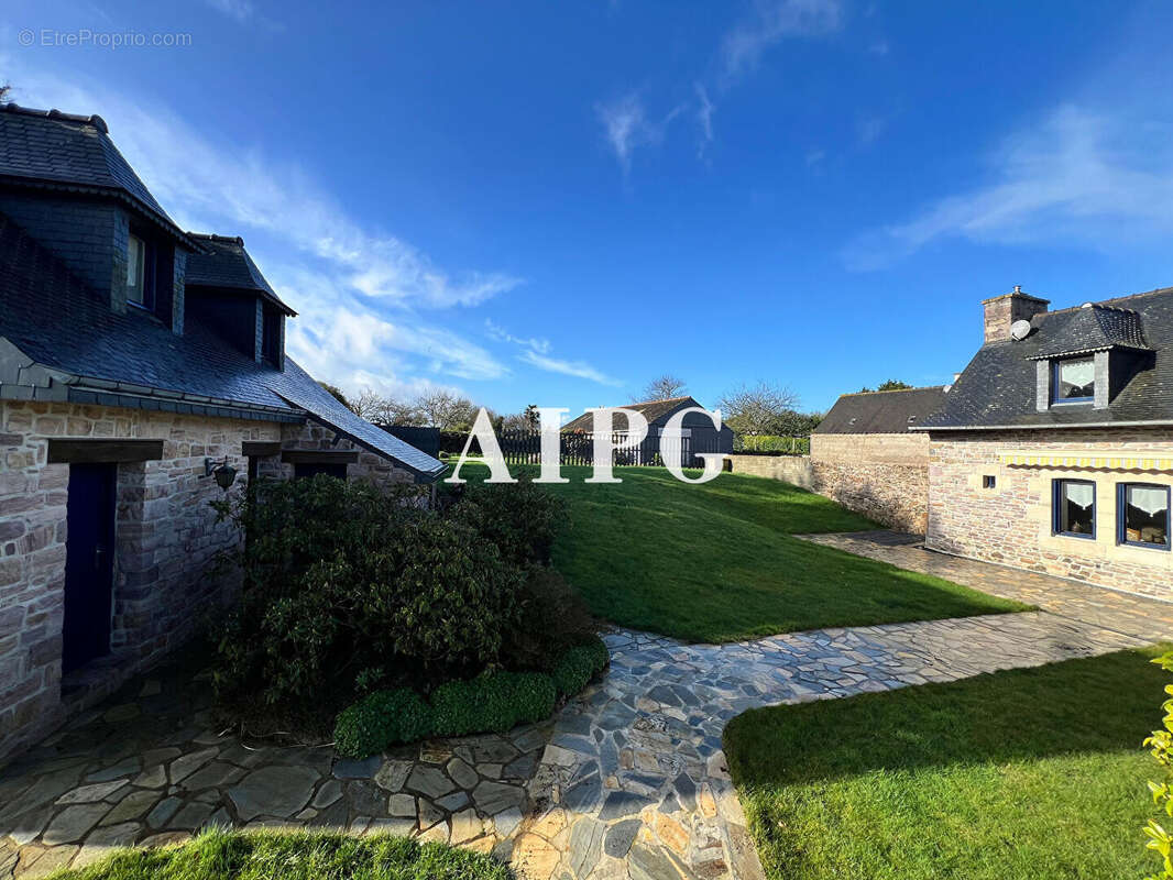 Plouézec, ensemble de 2 maisons en pierre proche mer à vendre - photo 16