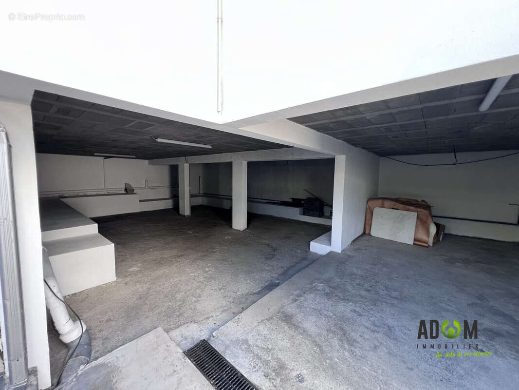 Sous sols - Maison à LA POSSESSION