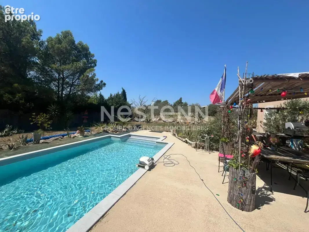 Villa plain-pied 140 m² - 3 chambres, piscine et cuisine d'été sur 1200 m² à Aigues-Vives - photo 2