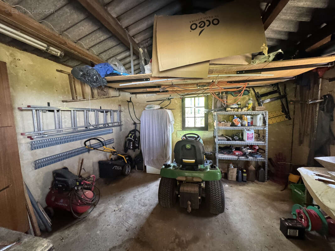 Maison à CENAC-ET-SAINT-JULIEN