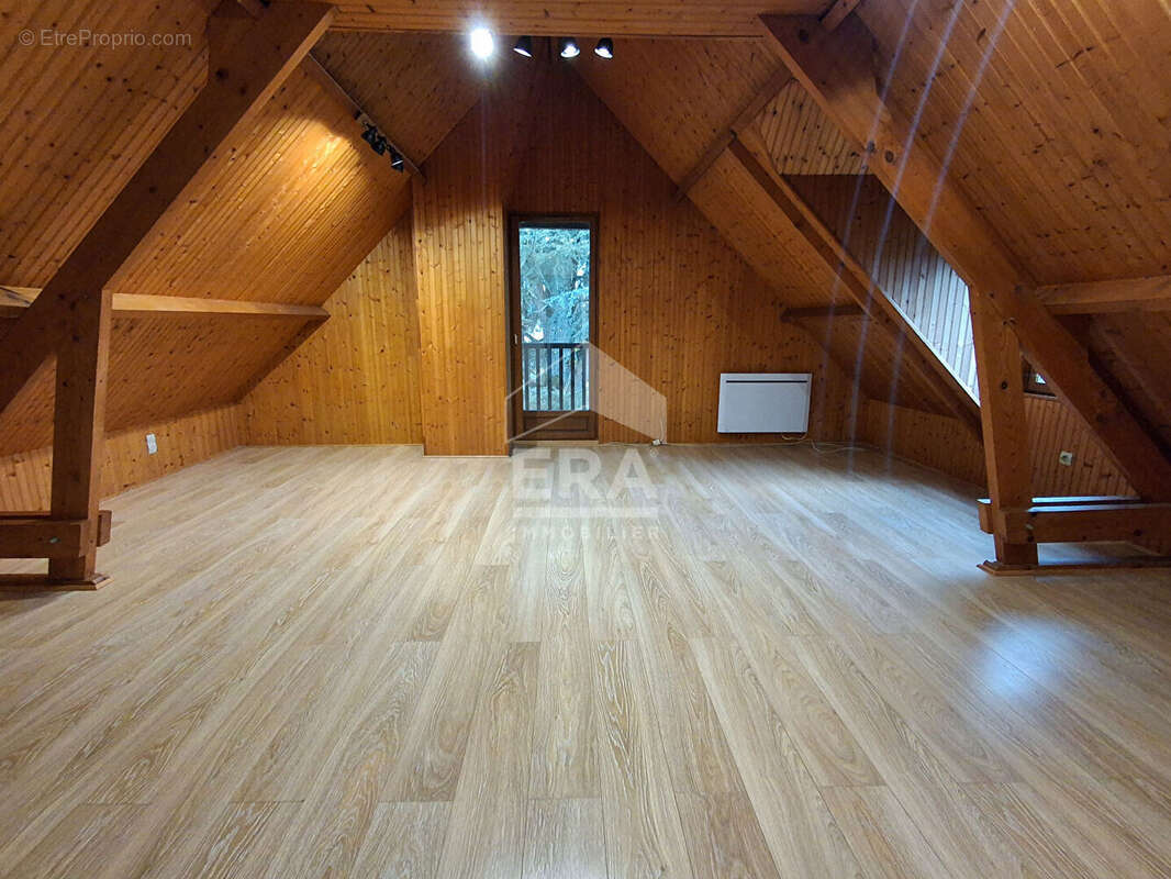 Maison à MONT-SAINT-AIGNAN