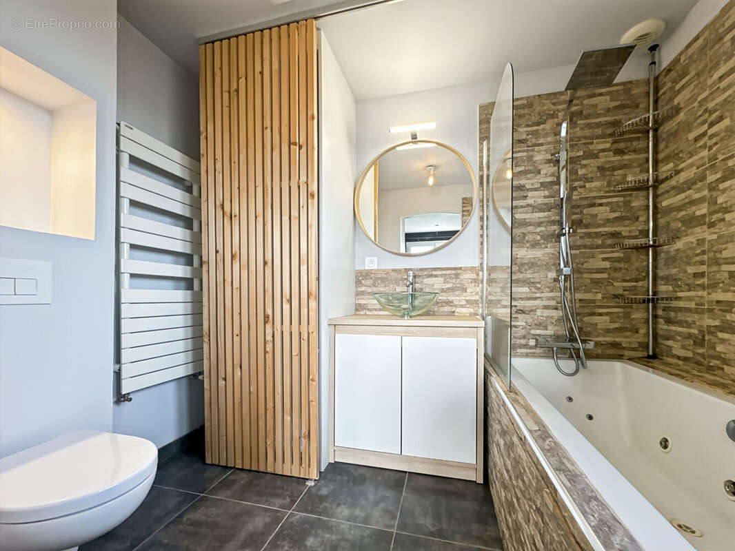 Maison à L&#039;HONOR-DE-COS