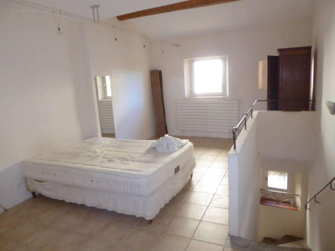 Maison à VAISON-LA-ROMAINE