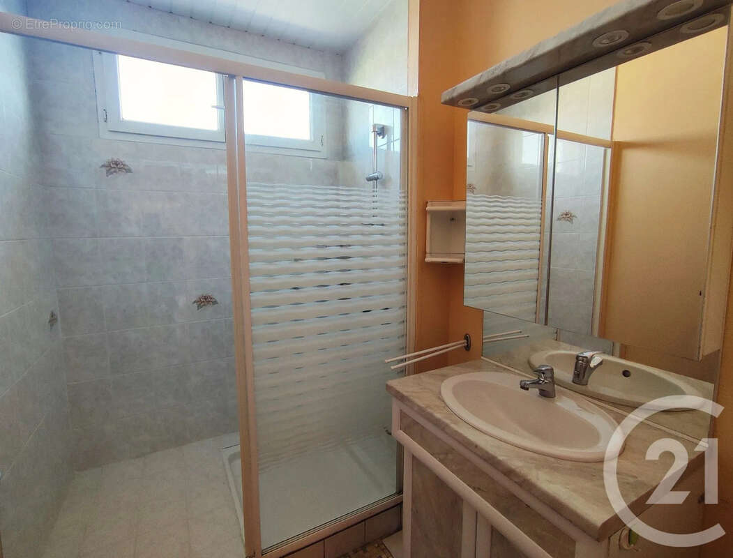 Maison à COSNE-COURS-SUR-LOIRE