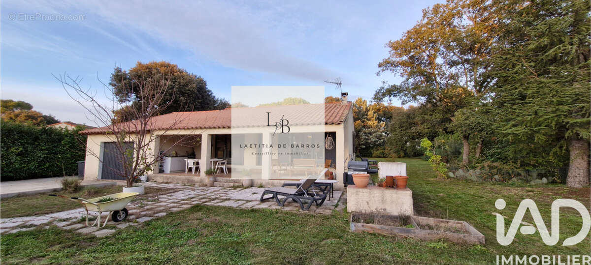 Photo 2 - Maison à VILLEVIEILLE