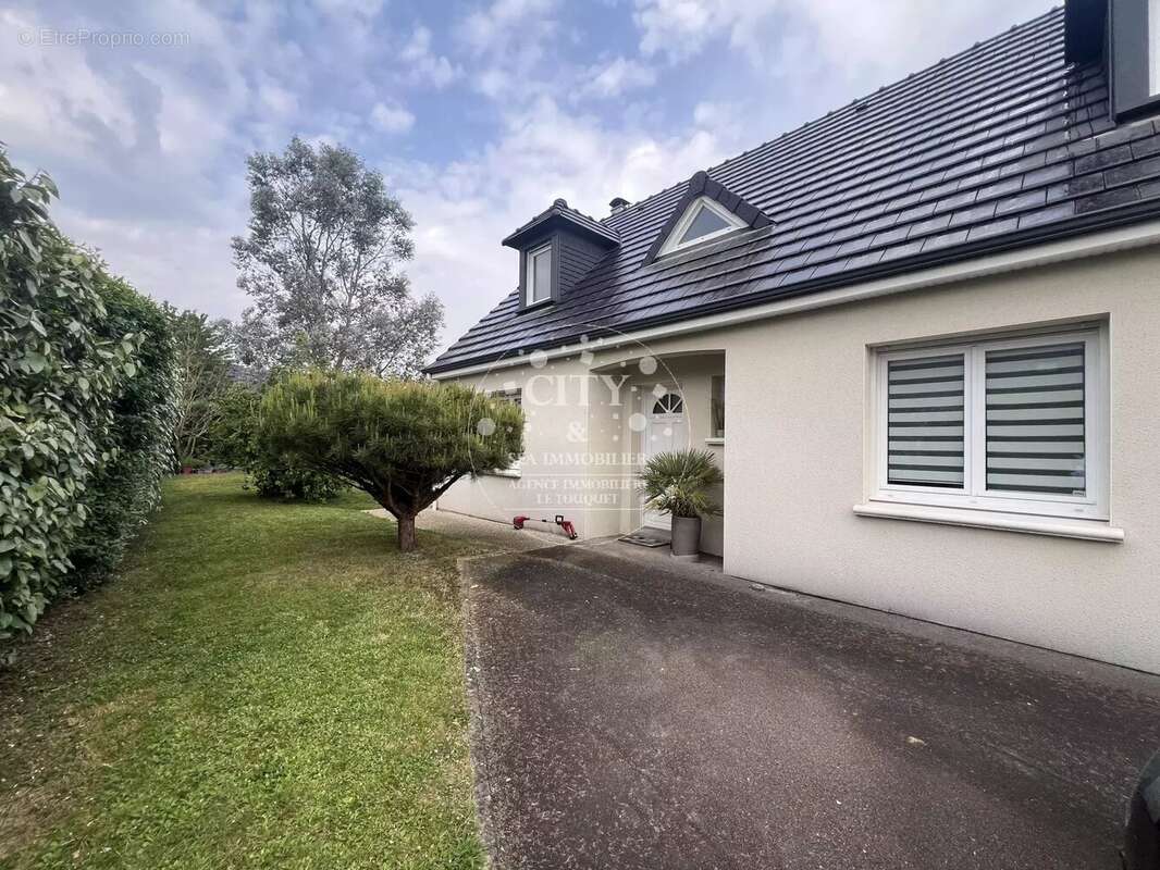 Maison à BLANGY-TRONVILLE