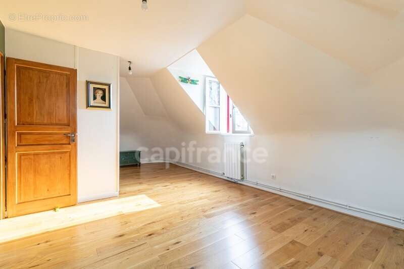 Maison à NOGENT-SUR-MARNE