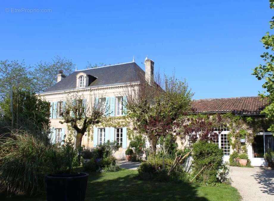 Maison à JAZENNES