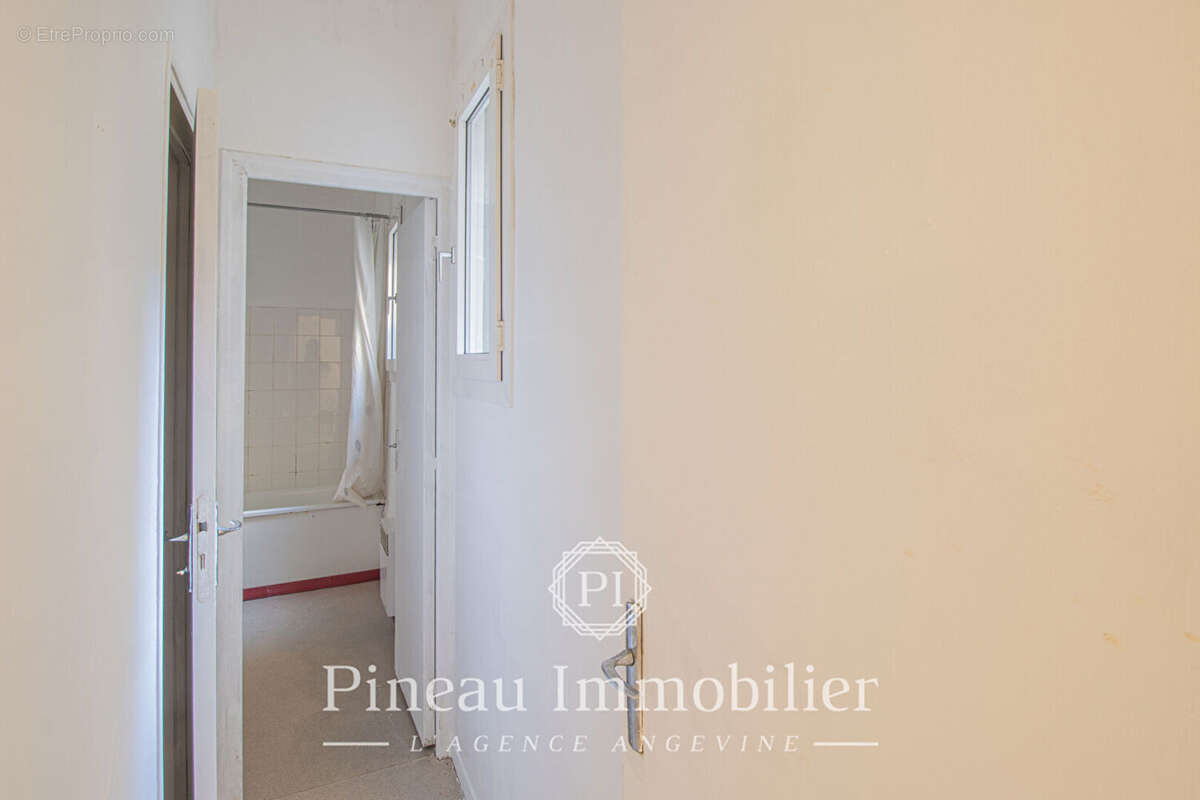 T1 bis - hyper centre / boulevard carnot - 32m2 - photo 4