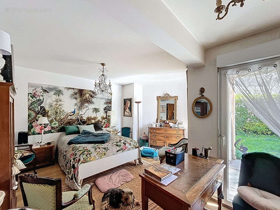 Appartement à CORBEIL-ESSONNES