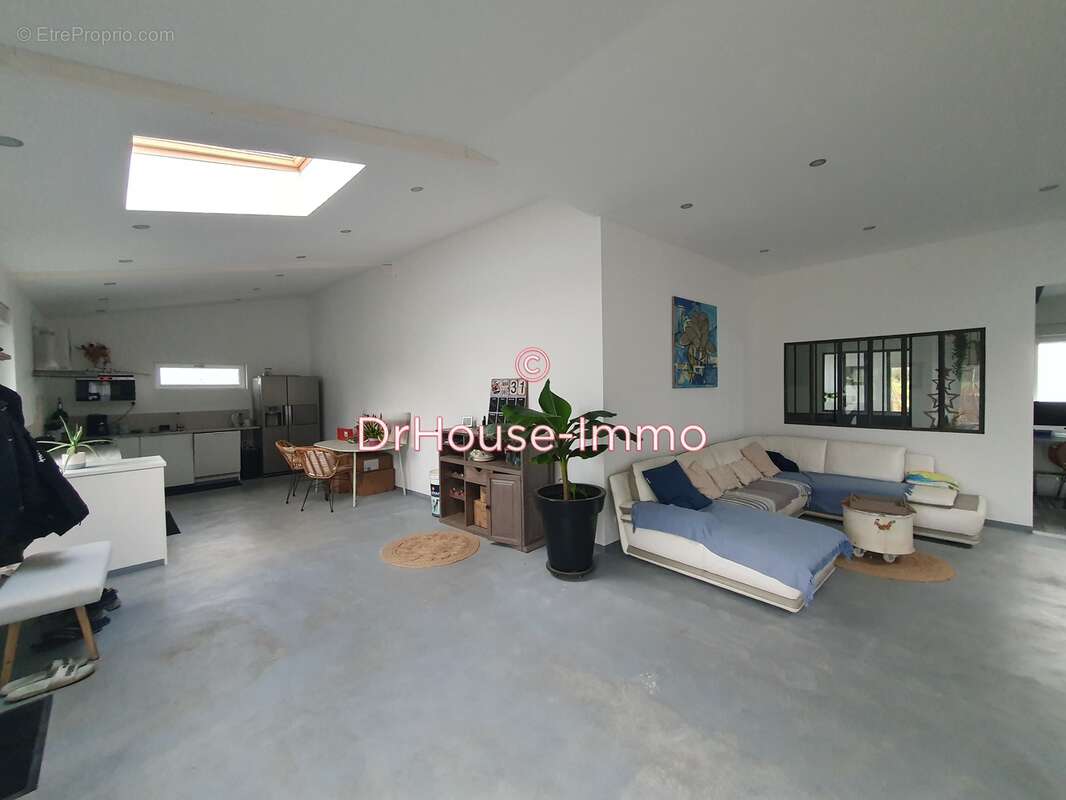 Maison à BAGUER-MORVAN