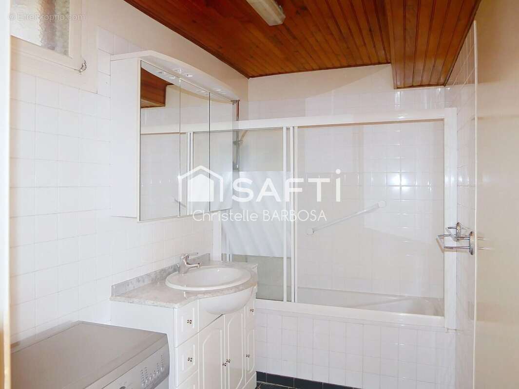 Photo 5 - Maison à VEZERONCE-CURTIN