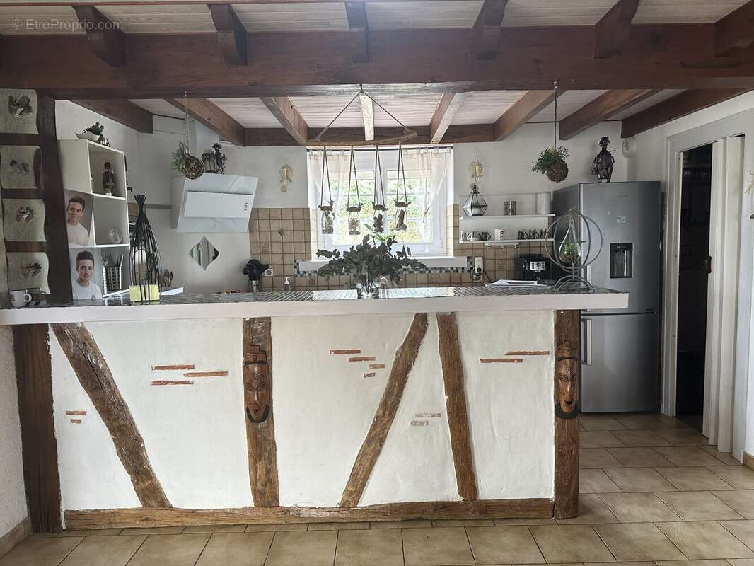 Maison à BOURGOUGNAGUE