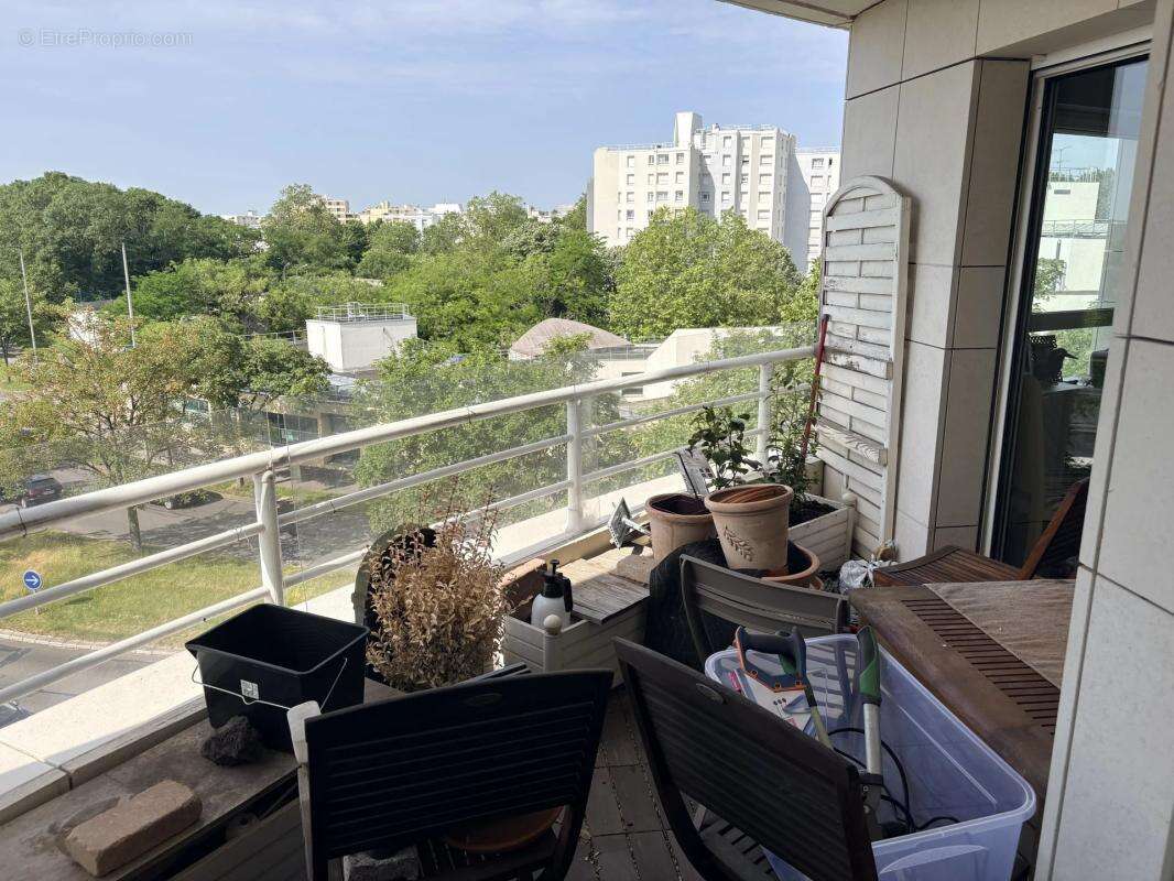 Appartement à MONTIGNY-LE-BRETONNEUX