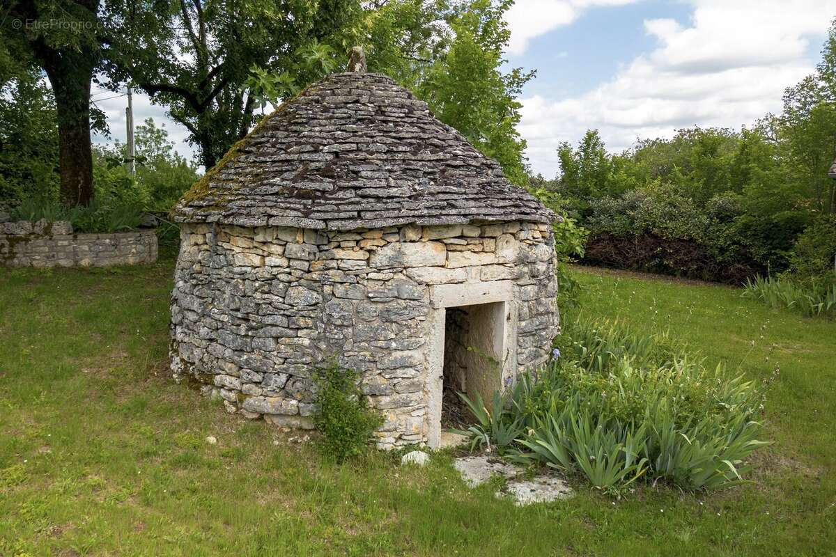 Maison à SAINT-CIRQ-LAPOPIE
