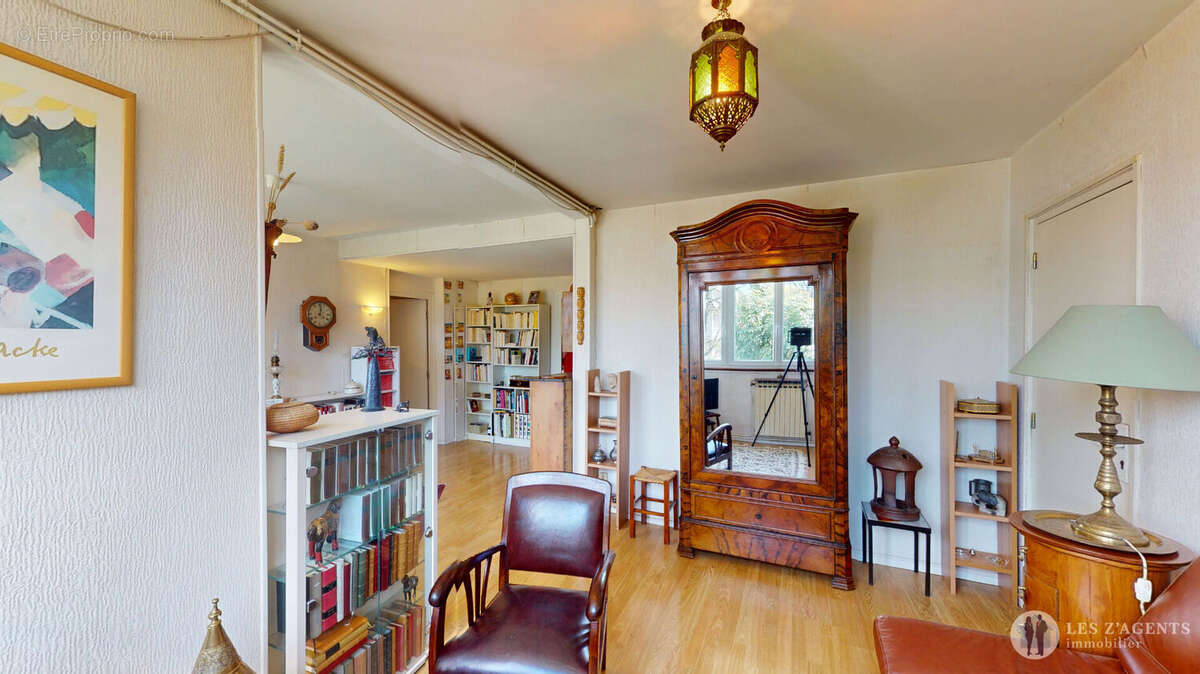 Appartement à SAINT-MARTIN-D&#039;HERES