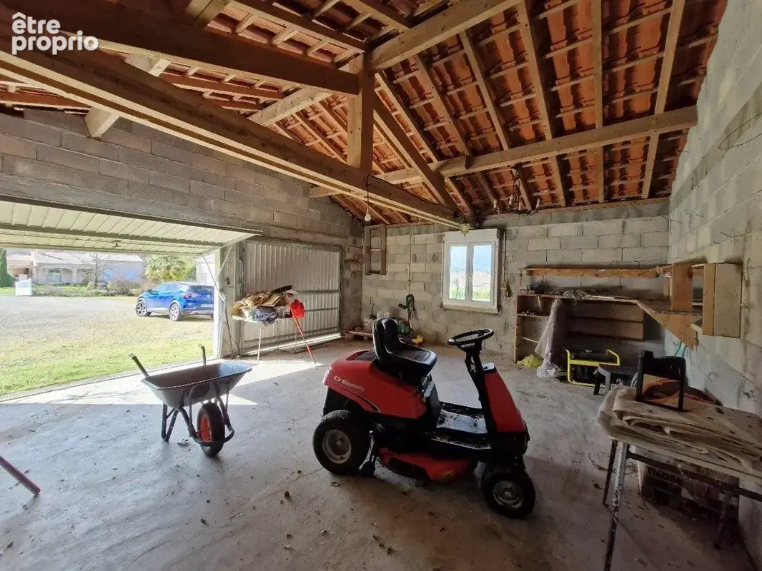 Maison 95 m² à Tocane-Saint-Apre  - photo 9