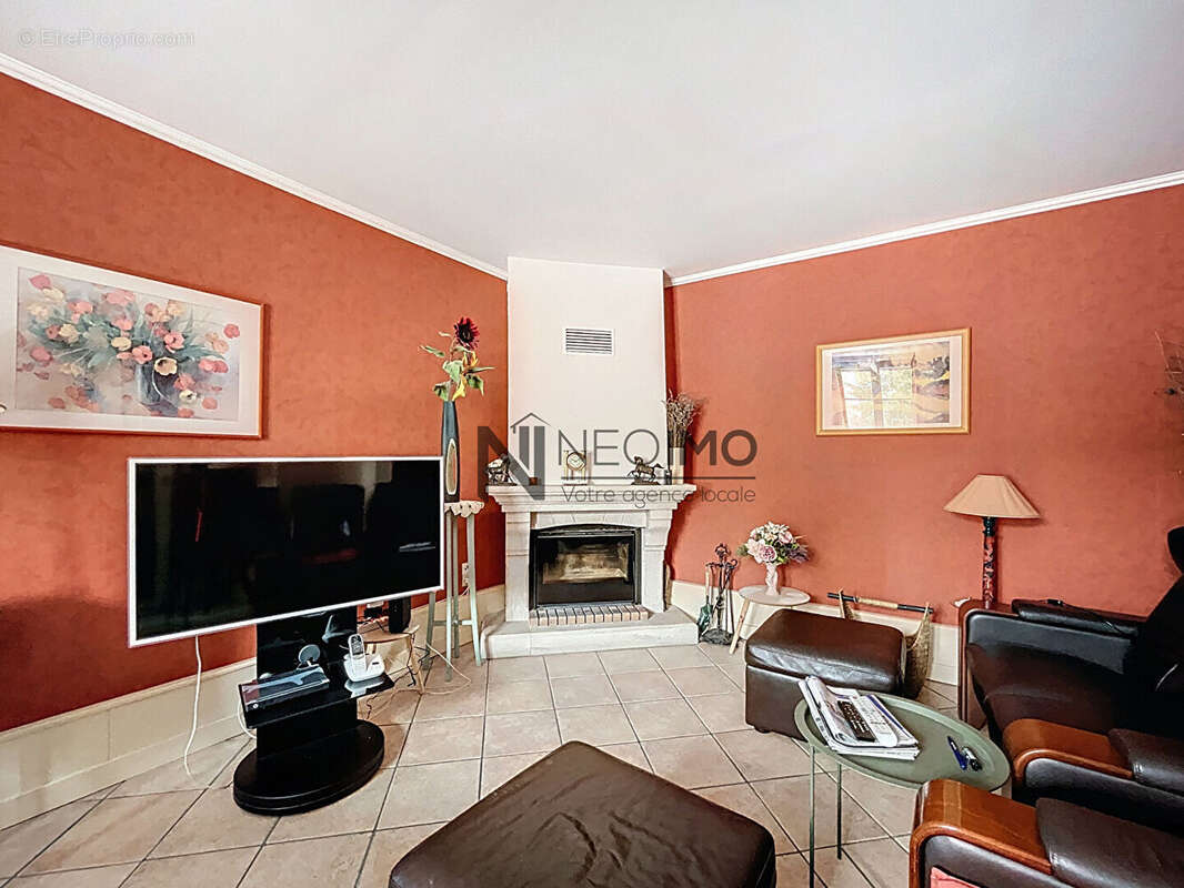 Maison Greux 3 pièce(s) 148.85 m2 - photo 2