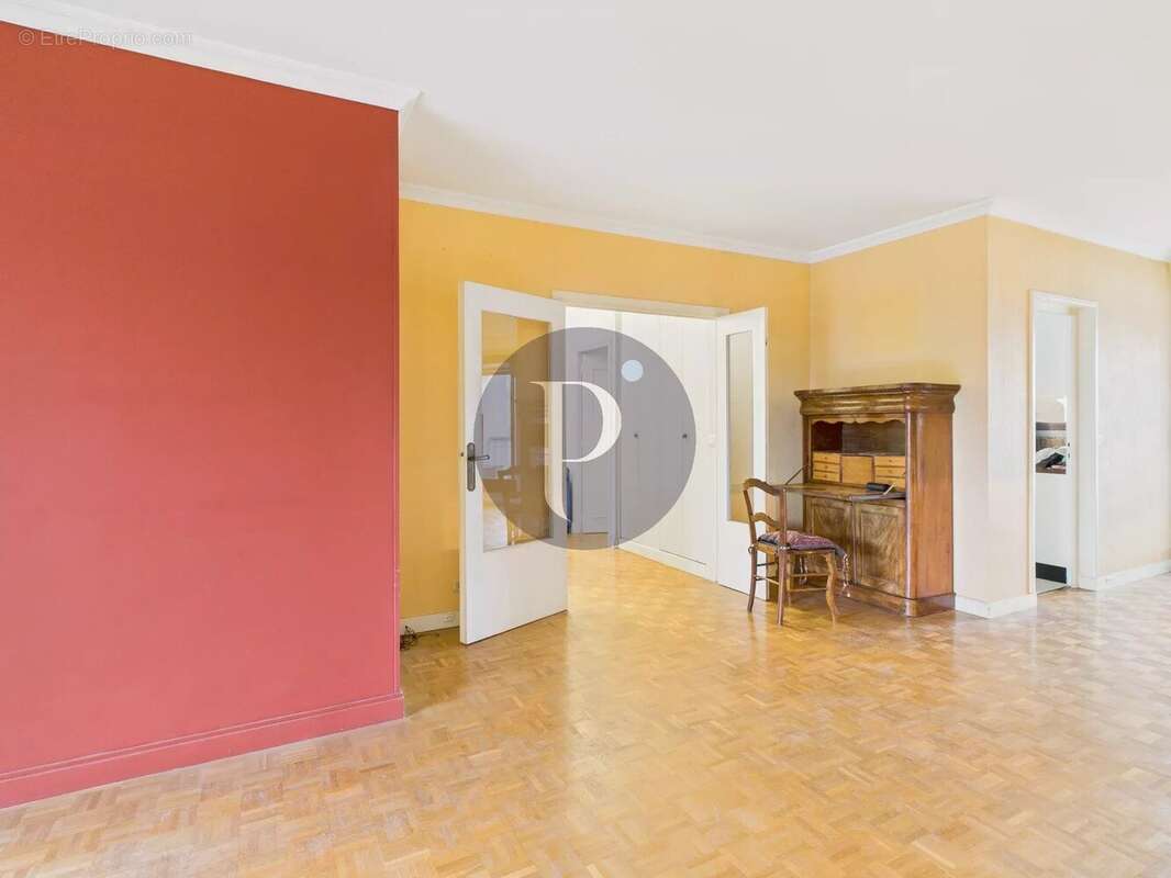 Appartement à BOURG-LA-REINE