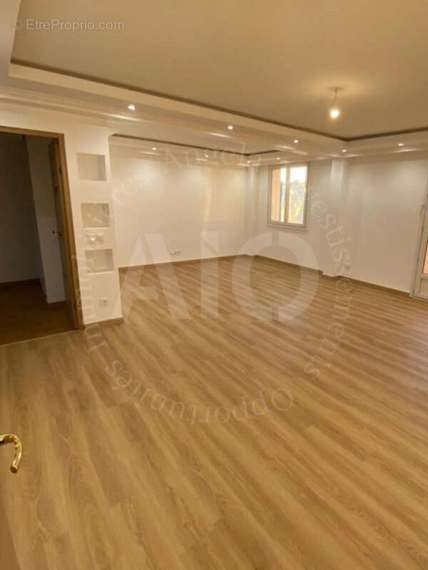 Appartement à SAINTE-FOY-LES-LYON