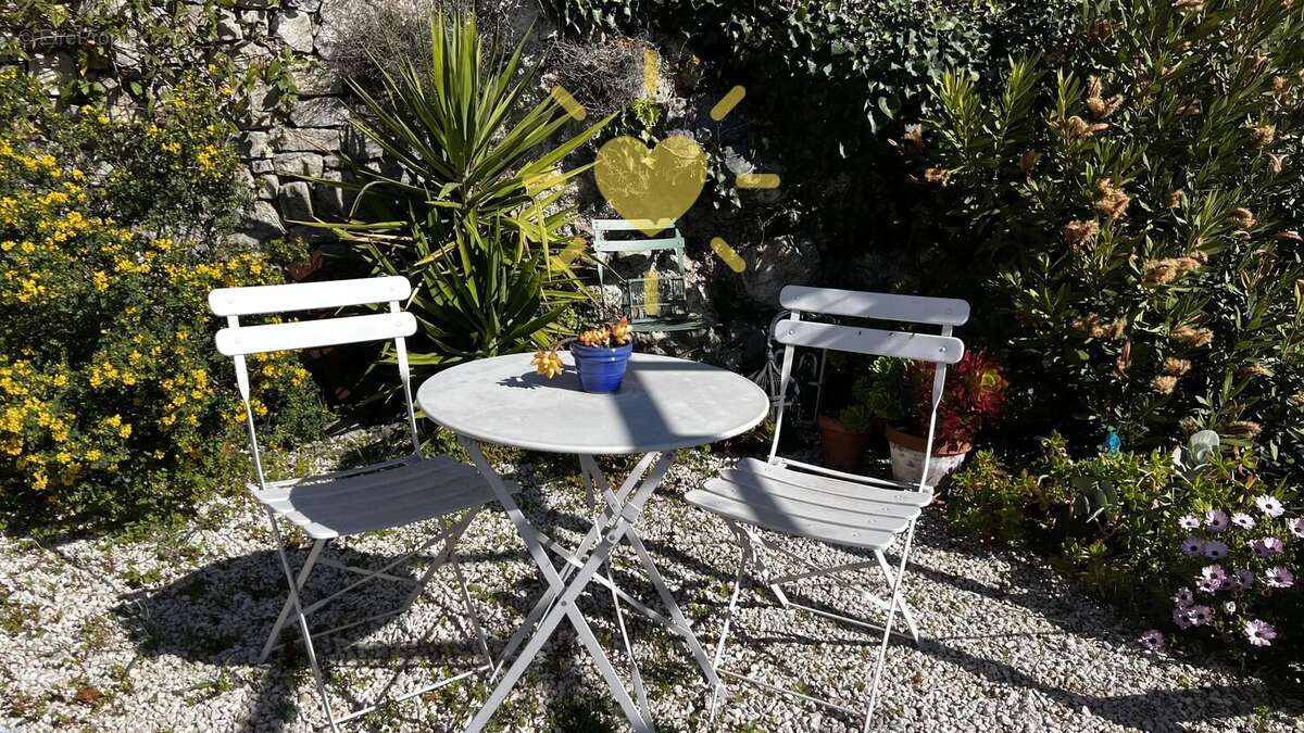 Appartement à CLAVIERS