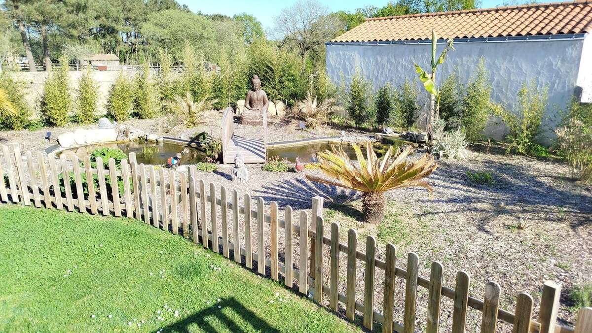 Maison 133 m² à Saint-Reverend  - photo 3