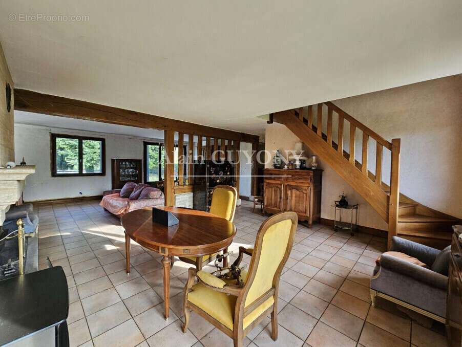 Maison à PONT-L'EVEQUE