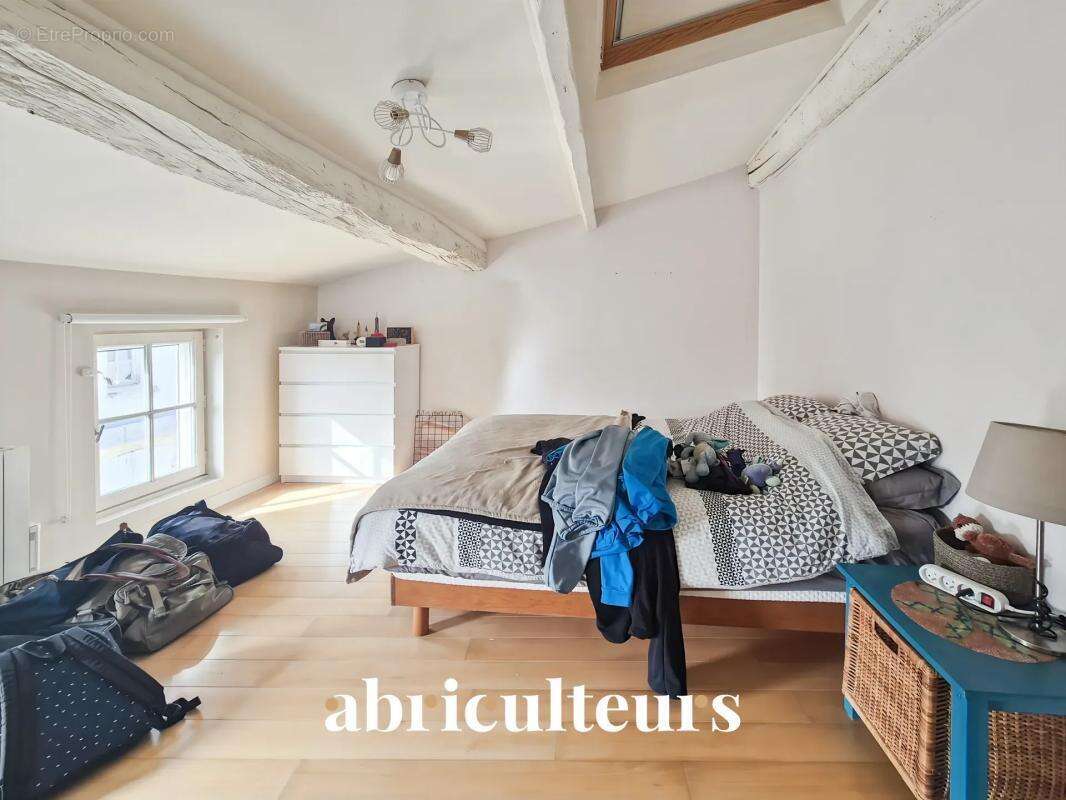 Appartement à SAINTES