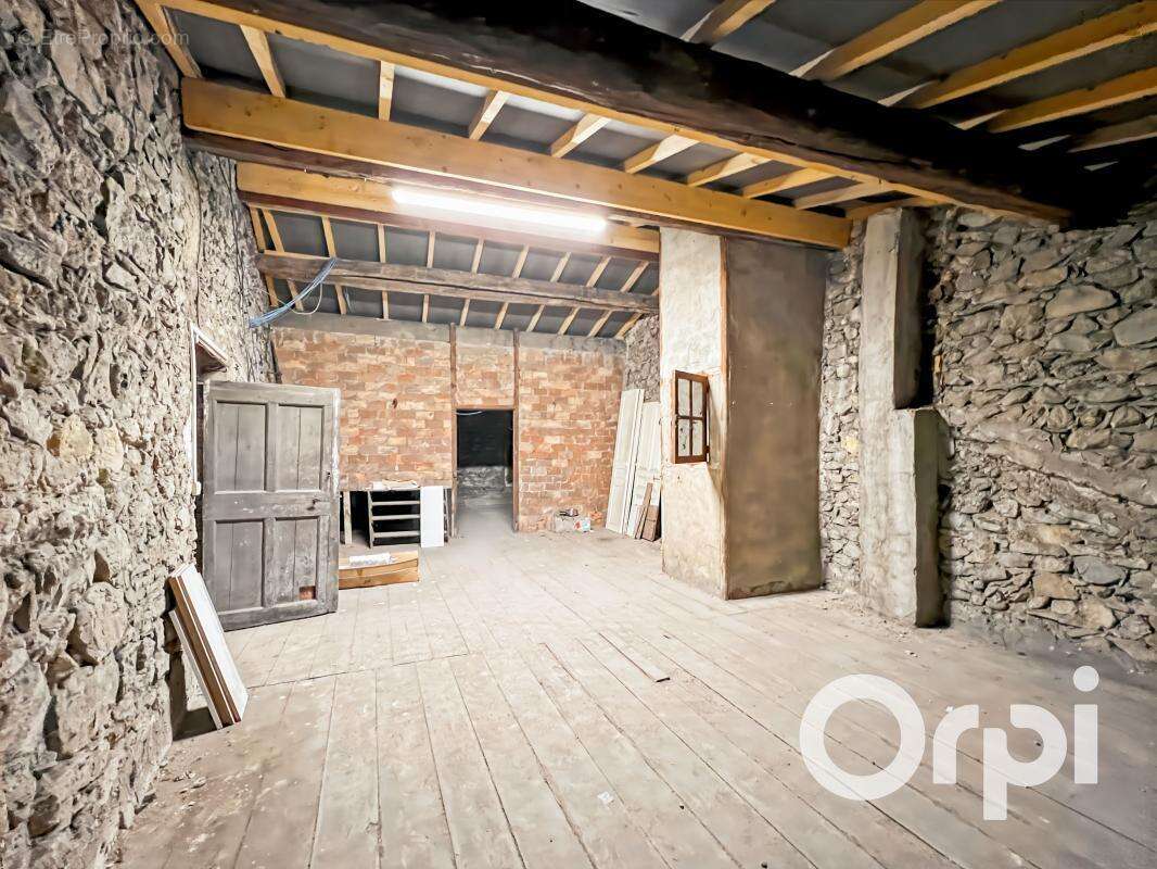 Appartement à LIVRON-SUR-DROME