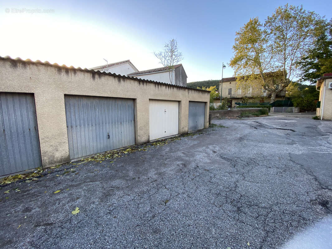 Appartement à SAINT-PRIVAT-DES-VIEUX