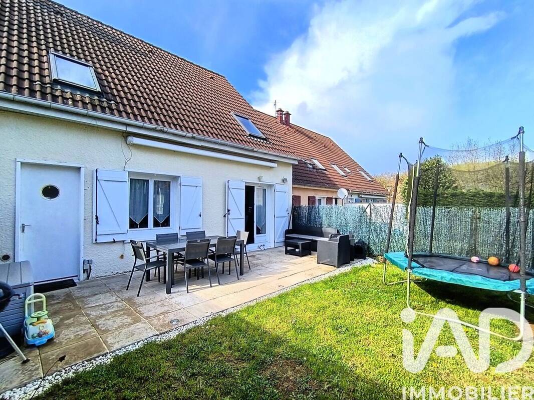 Photo 1 - Maison à VERT-SAINT-DENIS