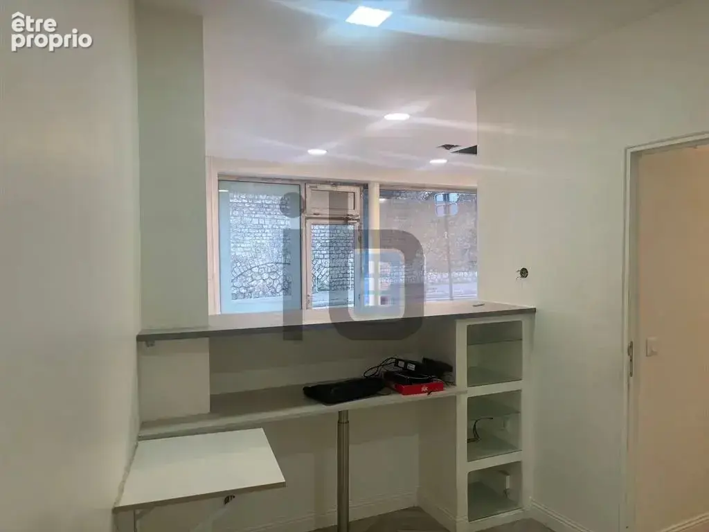 Commerce 59 m² à vendre à Paris-12e (75012) - photo 3