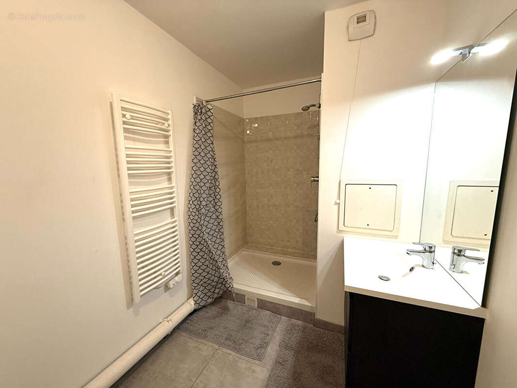 Appartement à AVON