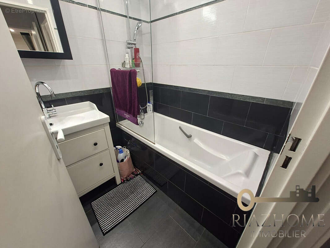 Appartement à LE BOURGET