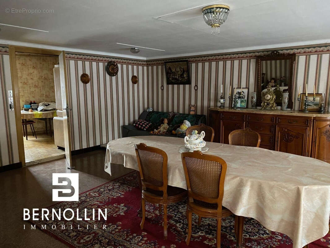 Maison à ATTIGNAT