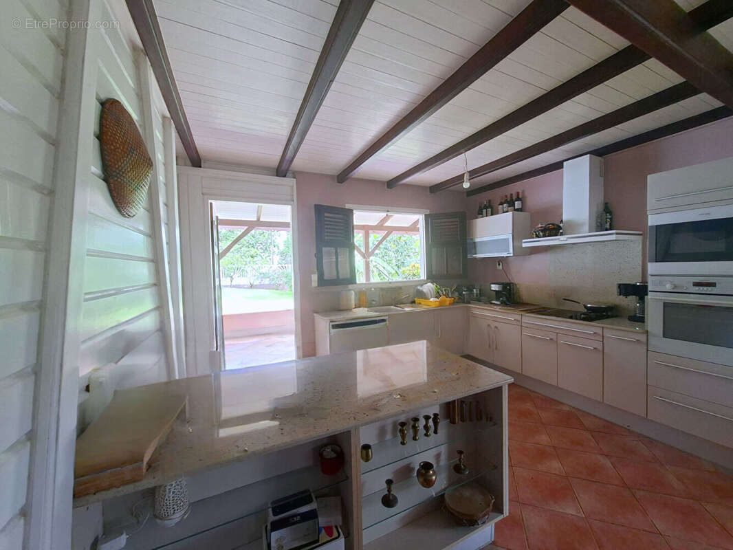 Maison à RIVIERE-PILOTE