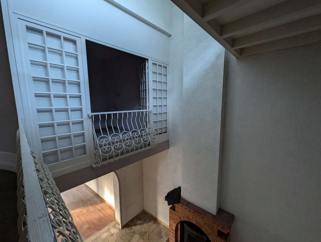 Maison de village atypique avec beaucoup de charme - photo 12