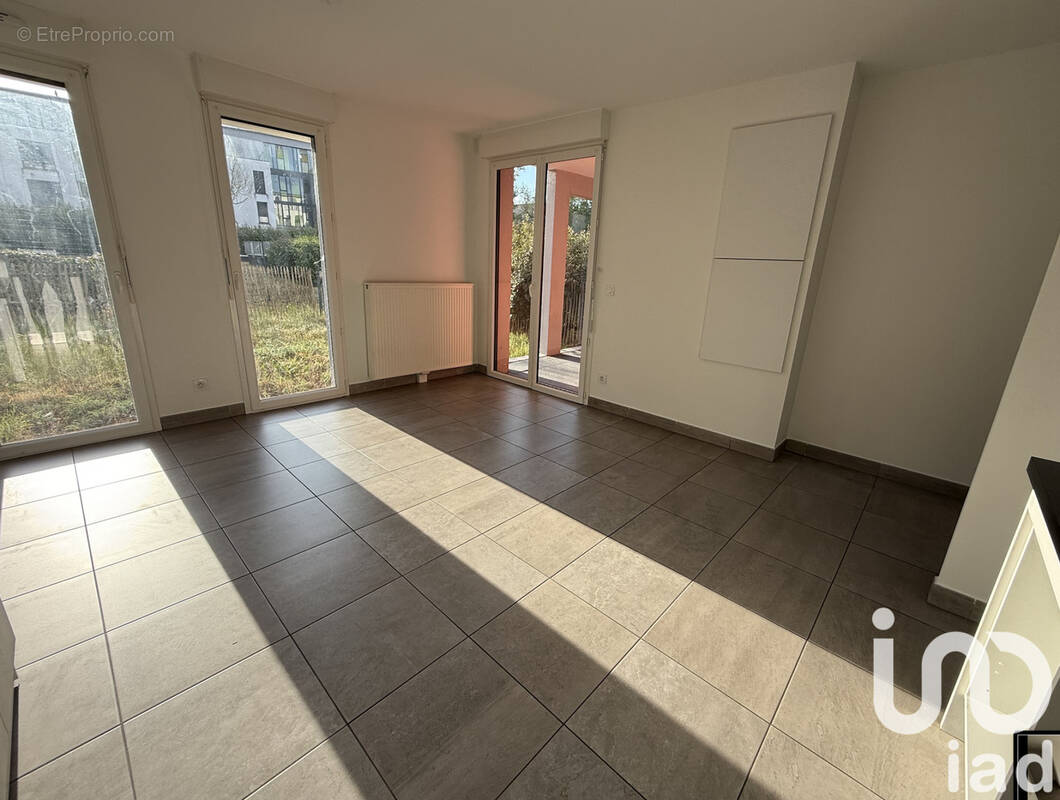 Photo 1 - Appartement à VILLENAVE-D'ORNON